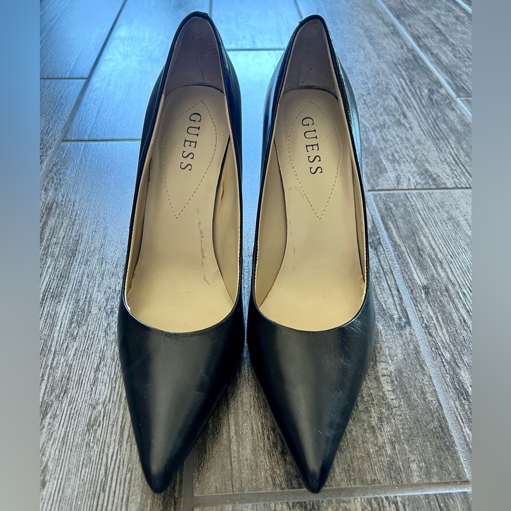 Guess Black Leather Stiletto Pumps
